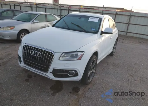 2015 Audi Q5 3.0T Premium Plus z USA, uszkodzony, nr VIN WA1WGAFP3FA077121